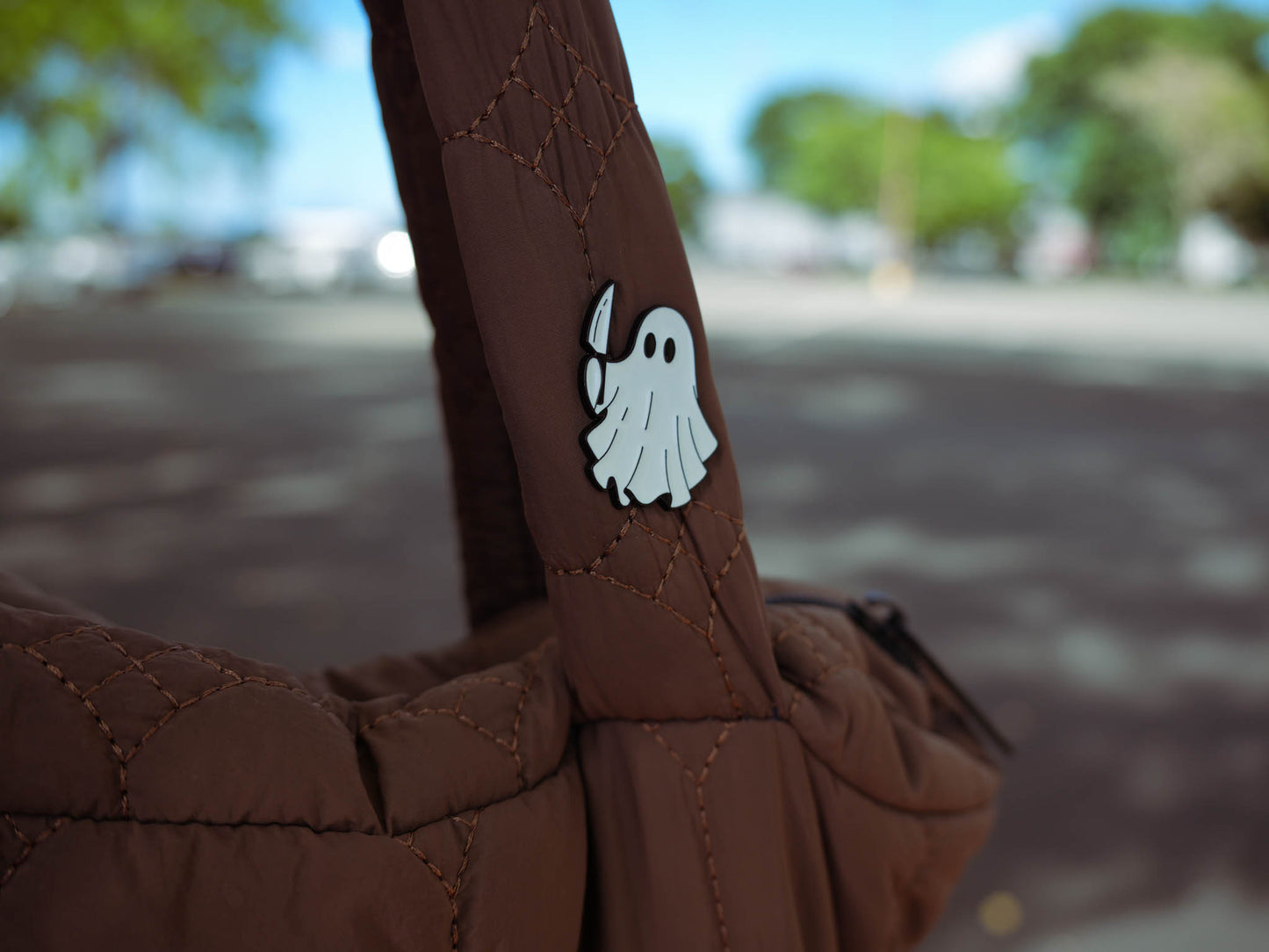 Ghosti Pins